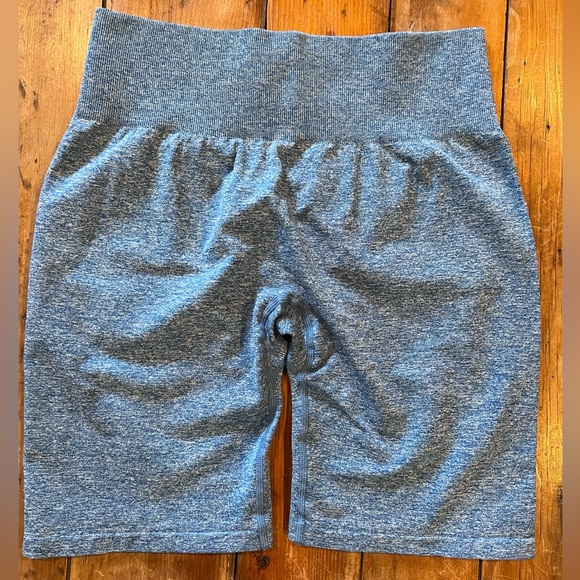 NVGTN XL Scrunch Bottom Blue Athletic Shorts - Picture 2 of 8